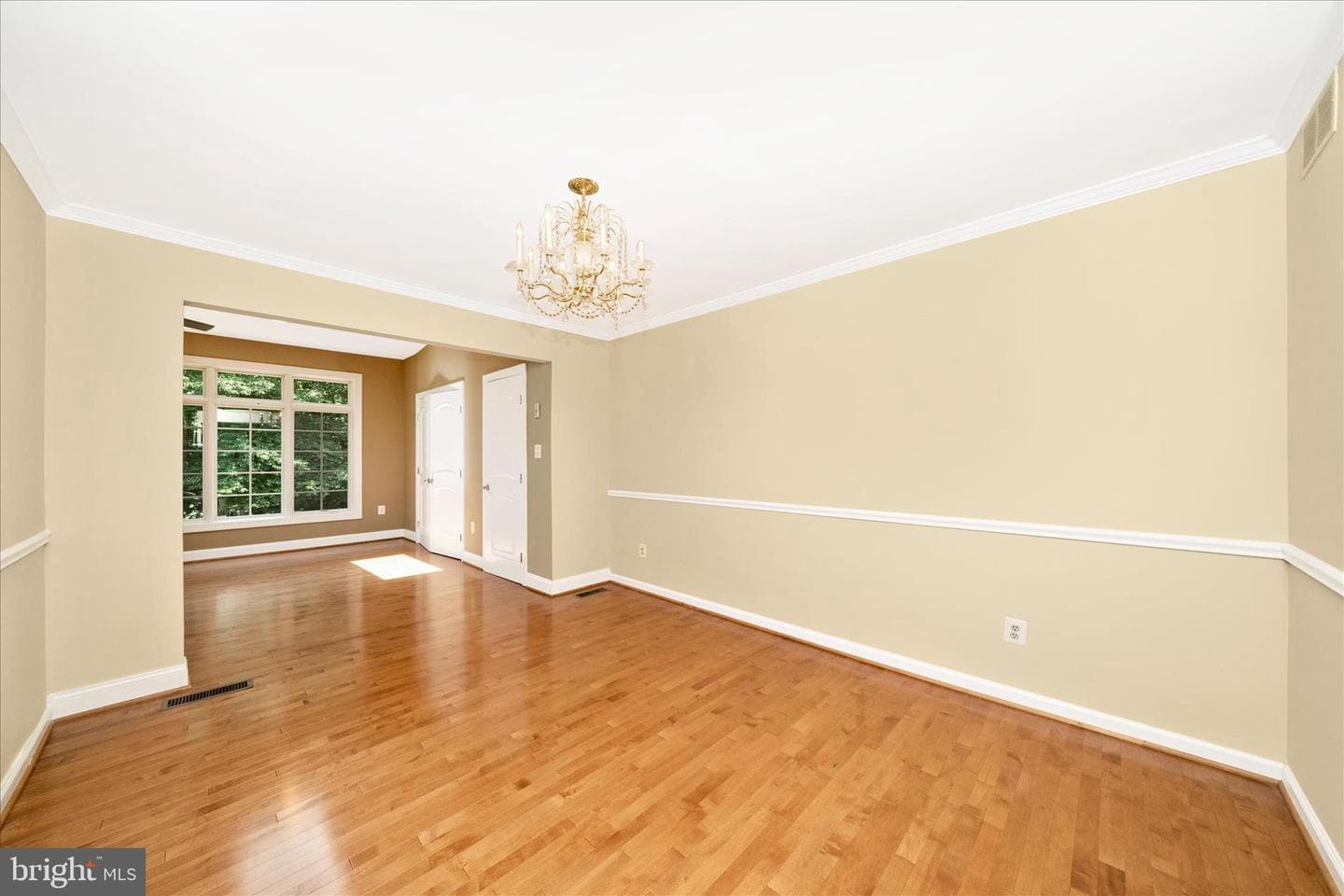 6667 Luster Drive photo 16