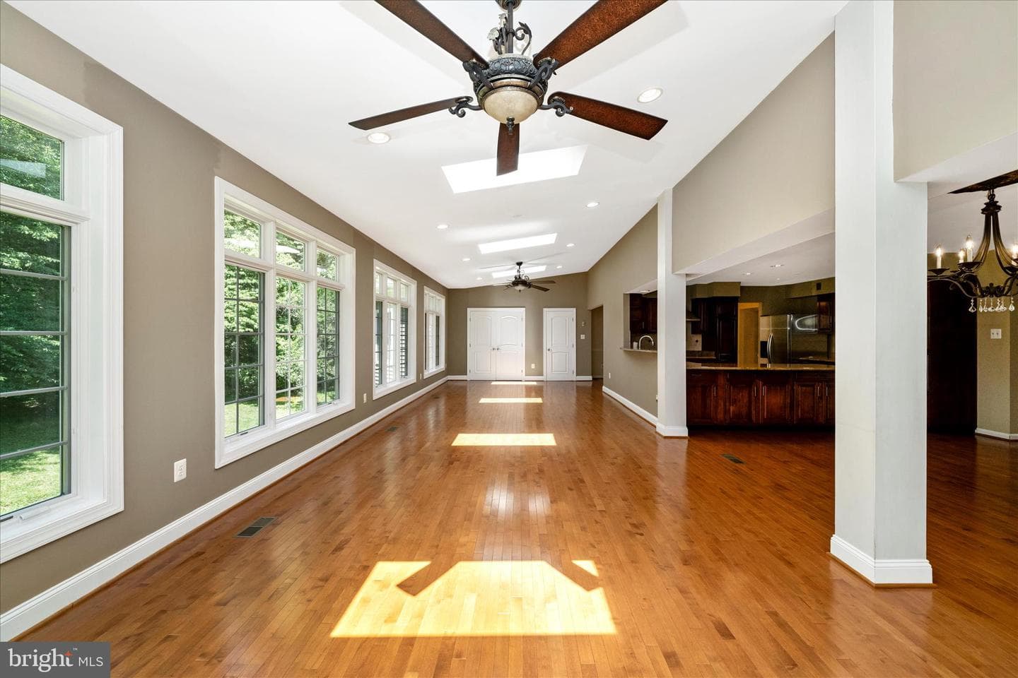 6667 Luster Drive photo 23