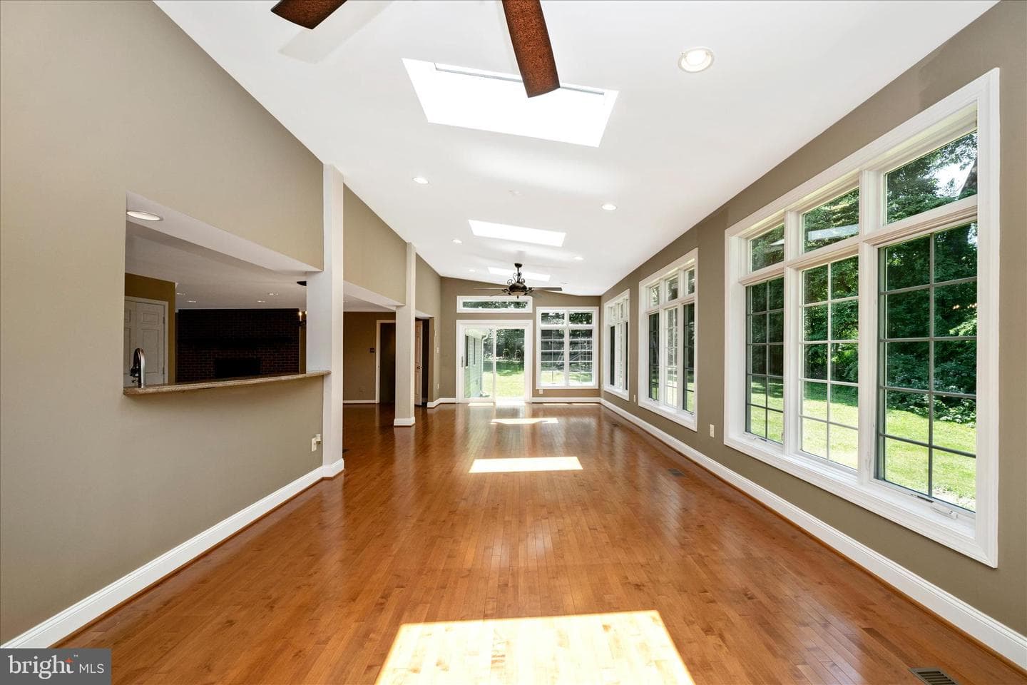 6667 Luster Drive photo 24