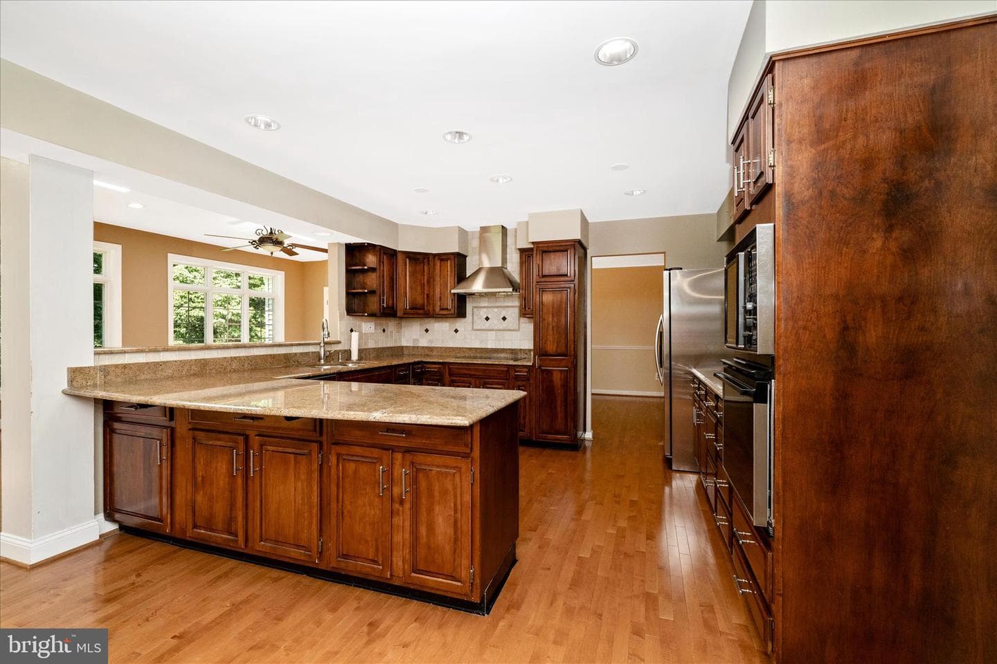 6667 Luster Drive photo 26
