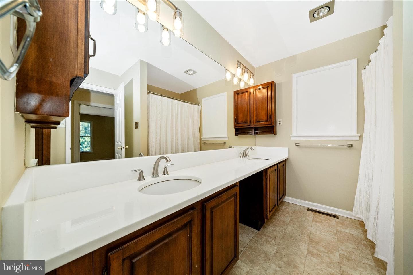 6667 Luster Drive photo 52