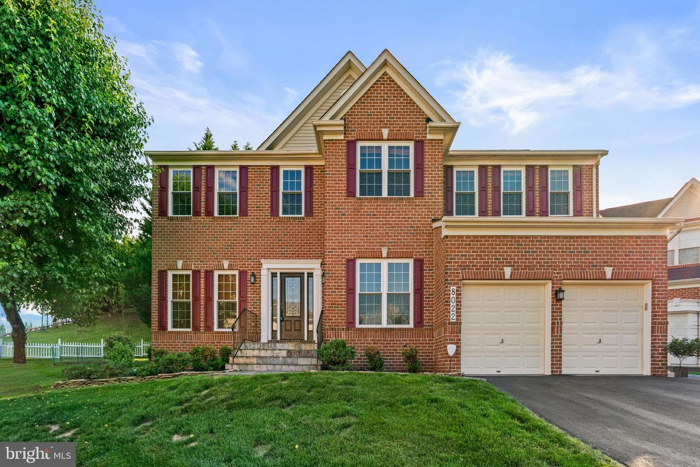 8022 High Castle Rd