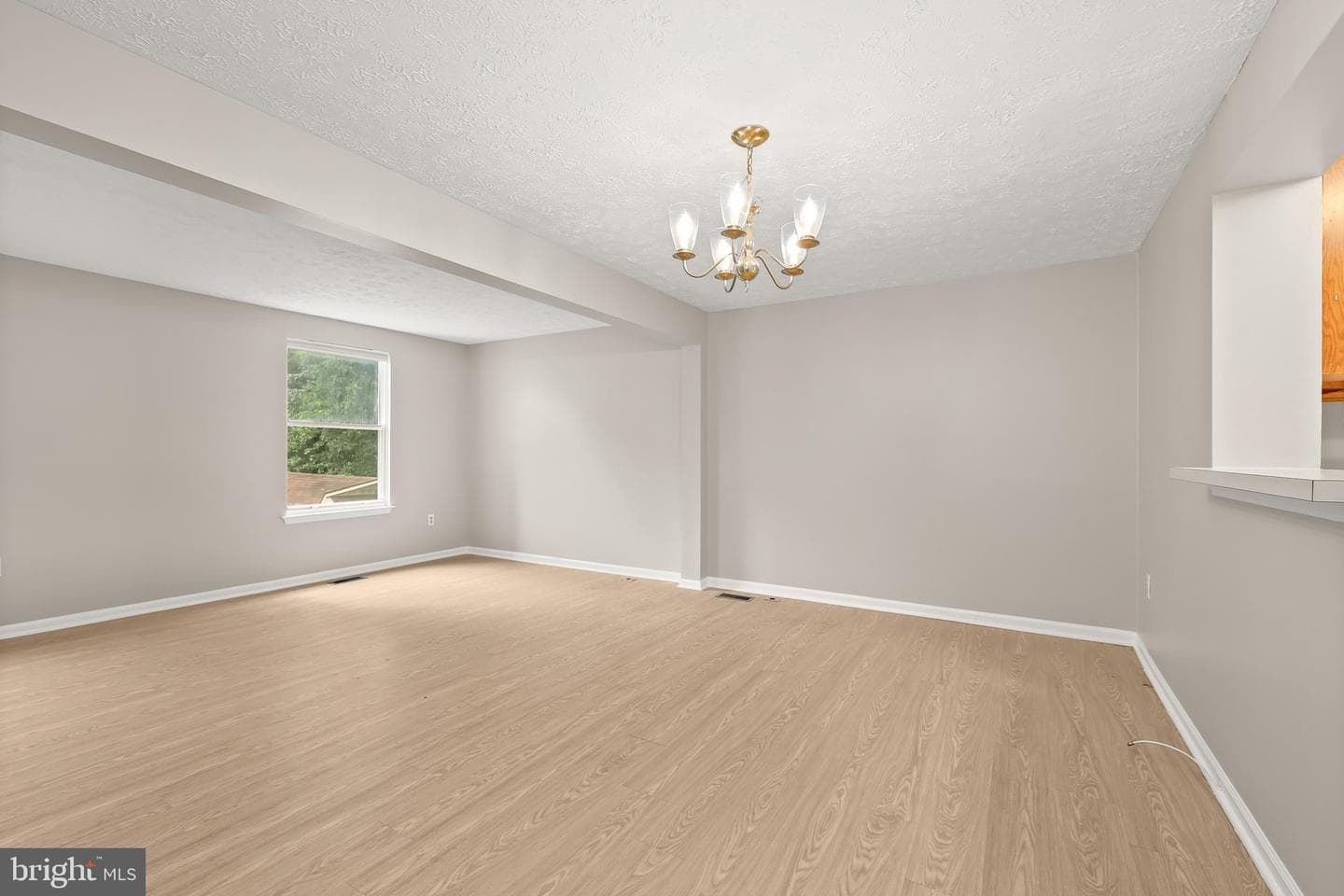 8035 Watermill Court photo 7