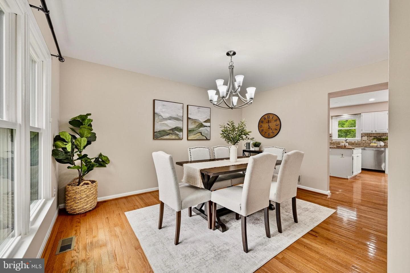 4955 Bramhope Lane photo 7