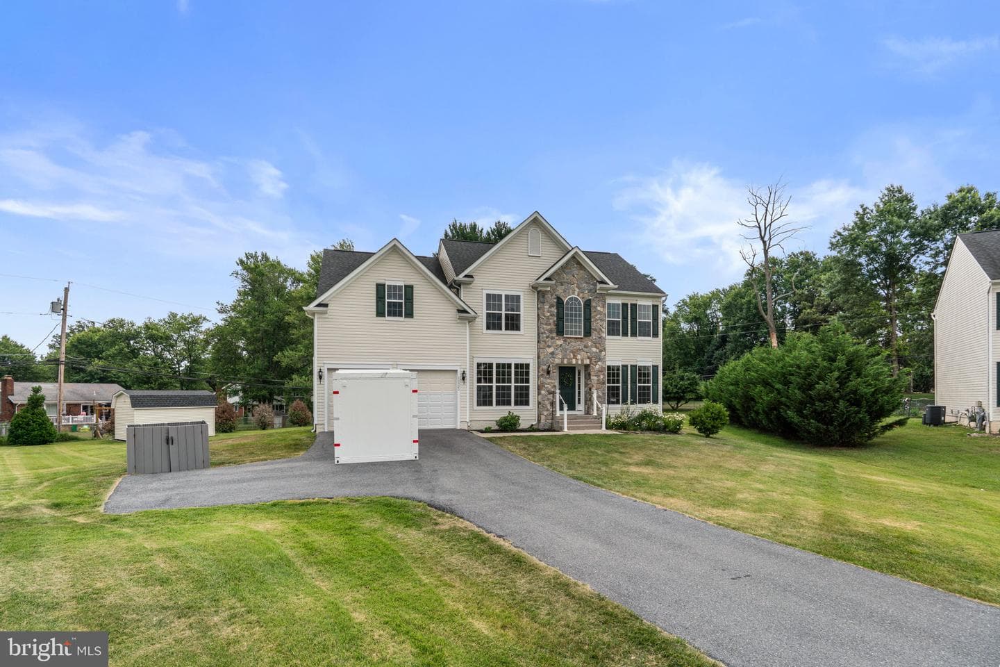 10520 Justice Pl photo 2