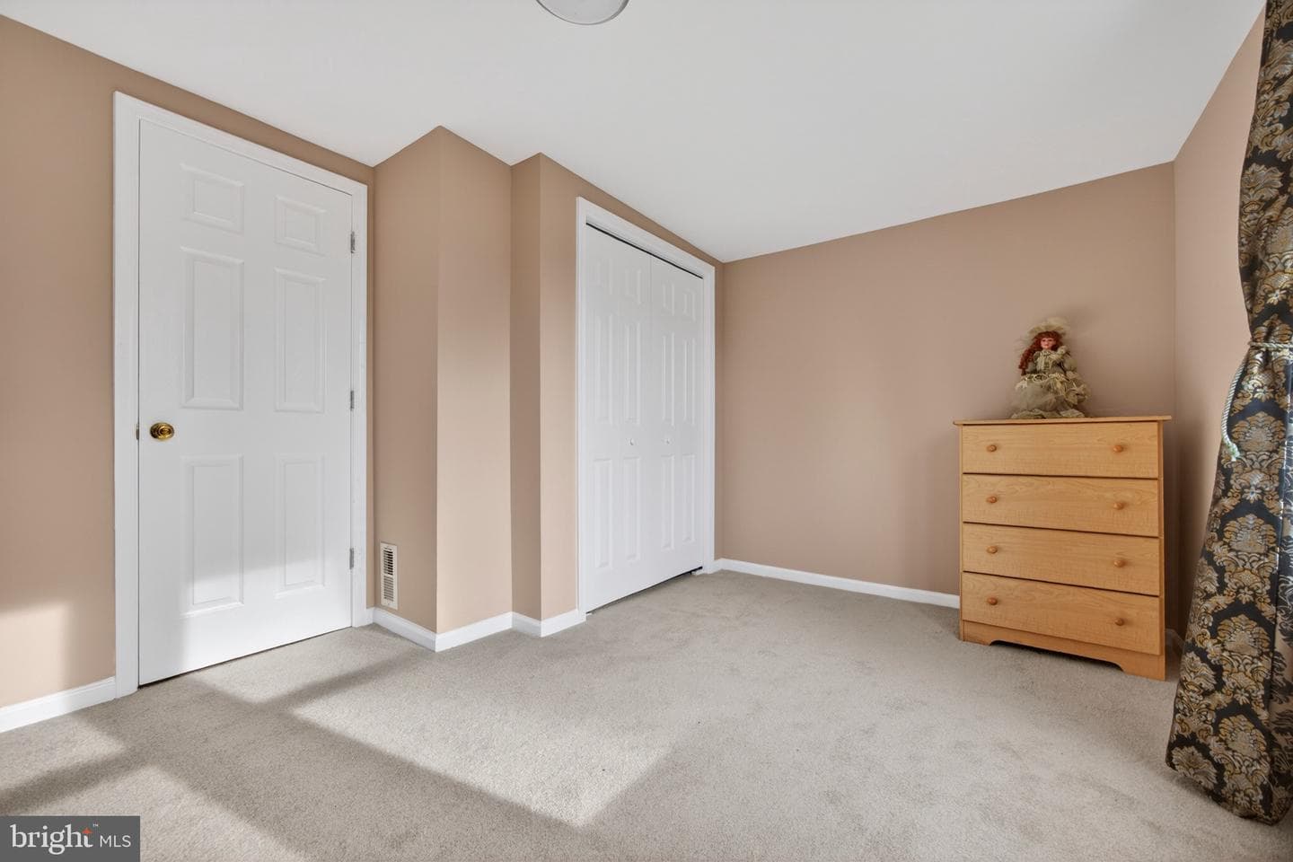 8615 Ridge Road photo 19
