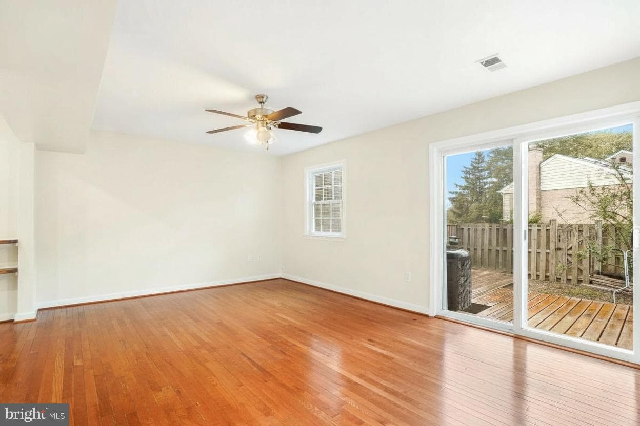 5886 Morningbird Lane photo 21