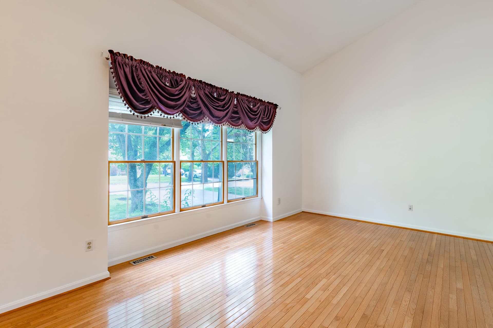 9640 Sandlight Court photo 14