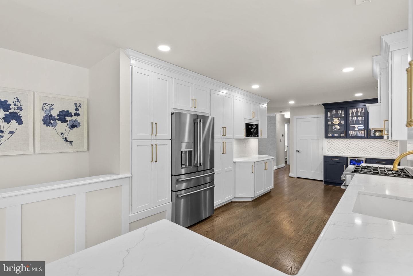 9006 Crestleigh Road photo 11