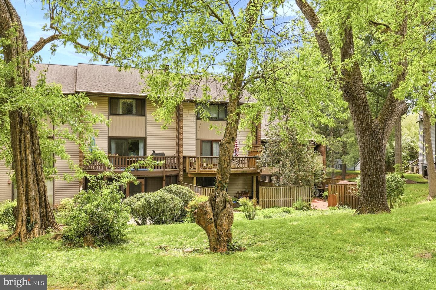 5462 Ring Dove Lane #d4 photo 45