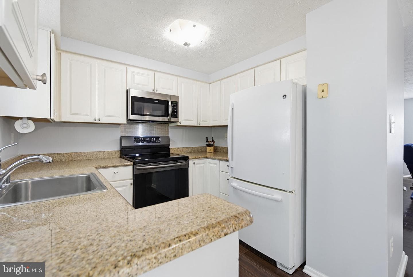 9623 Quarry Bridge Court photo 12