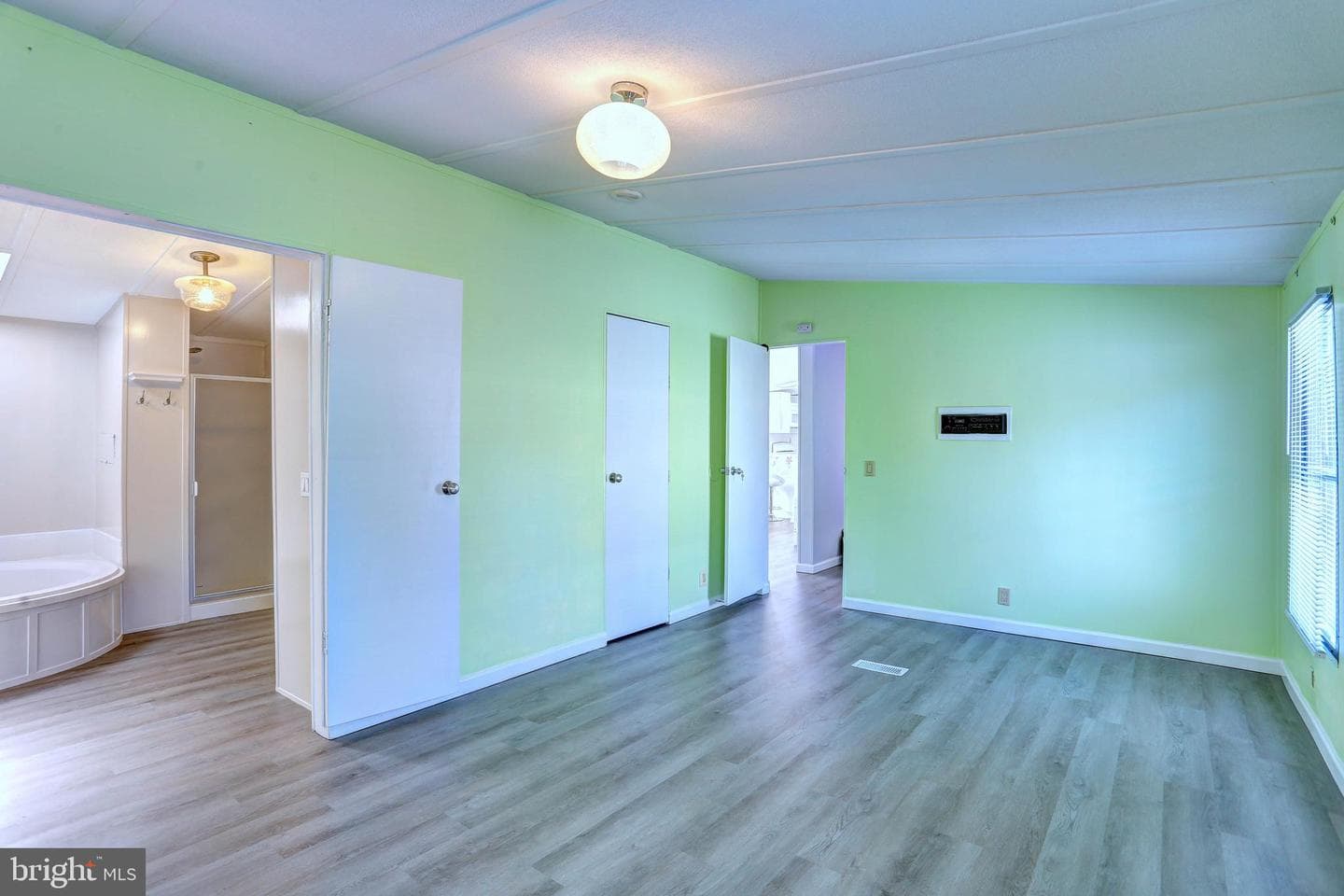 8353 Ashwood Rd # 8353 photo 17