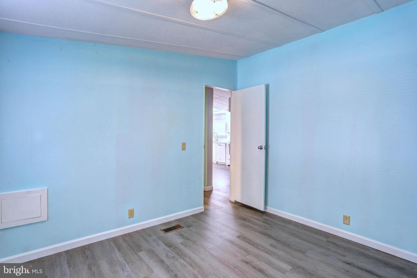 8353 Ashwood Rd # 8353 photo 23