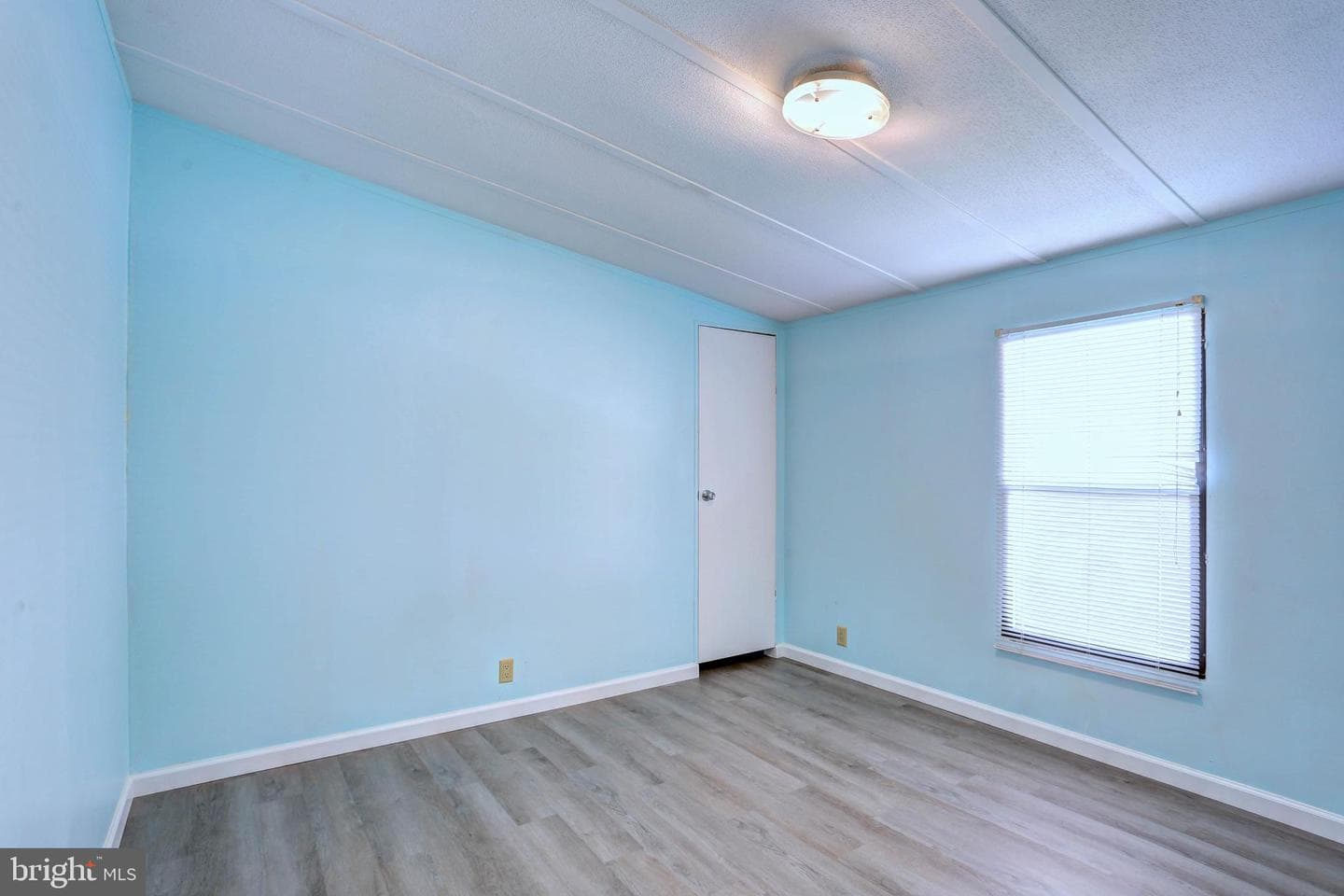 8353 Ashwood Rd # 8353 photo 24