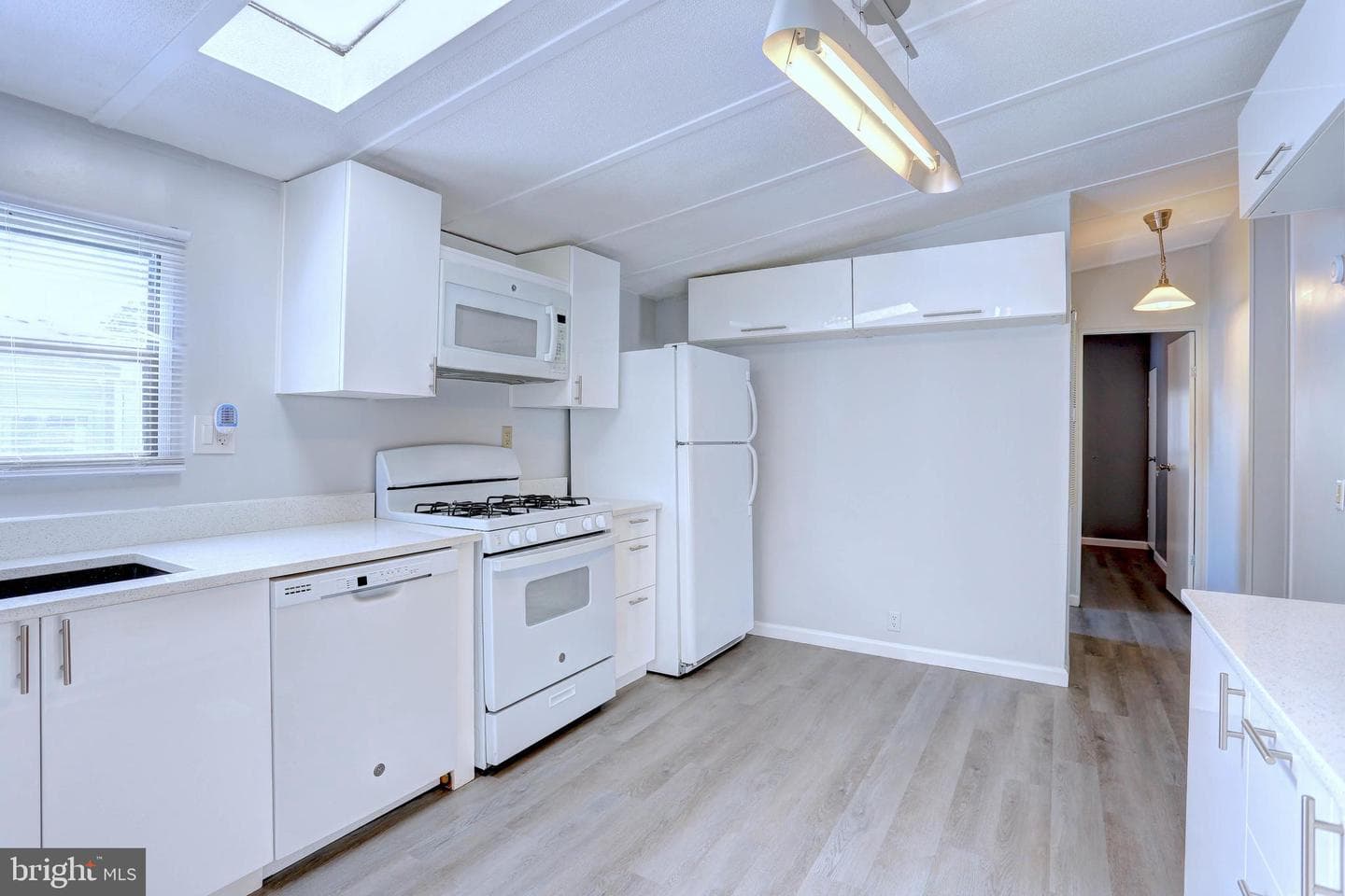 8353 Ashwood Rd # 8353 photo 8