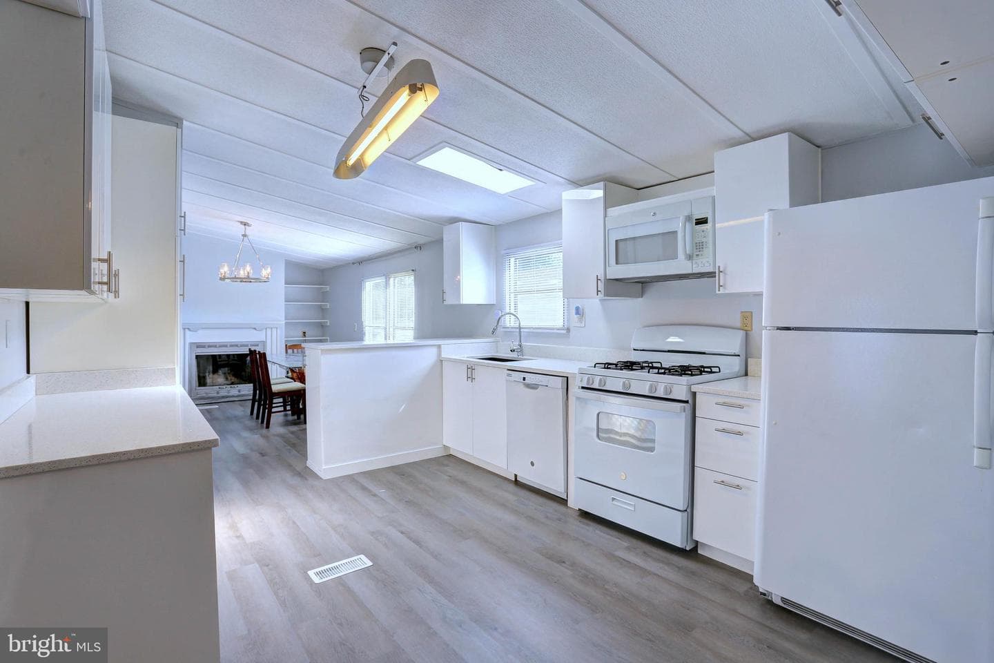 8353 Ashwood Rd # 8353 photo 9