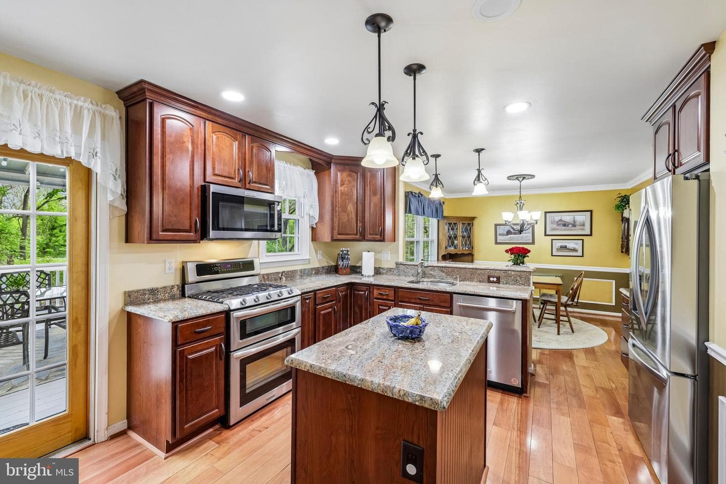 5057 Ten Mills Road photo 15