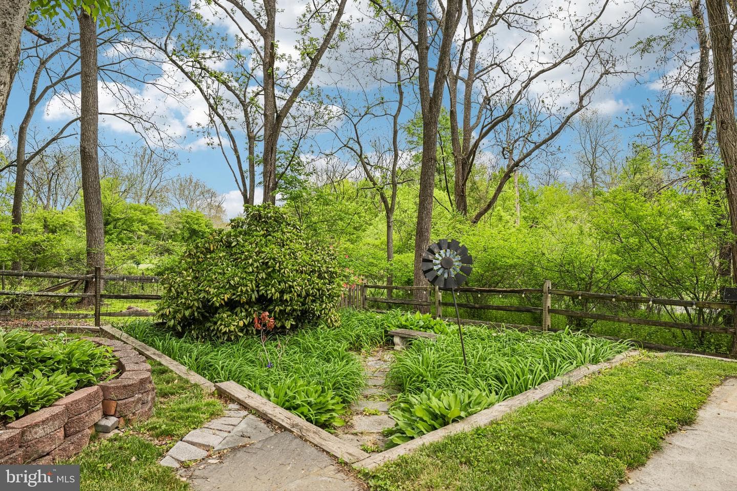 5057 Ten Mills Road photo 56