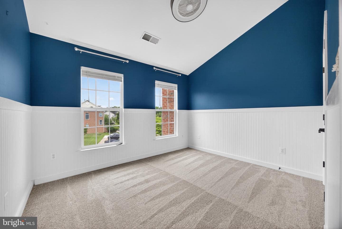 9850 Snow Bird Lane photo 39