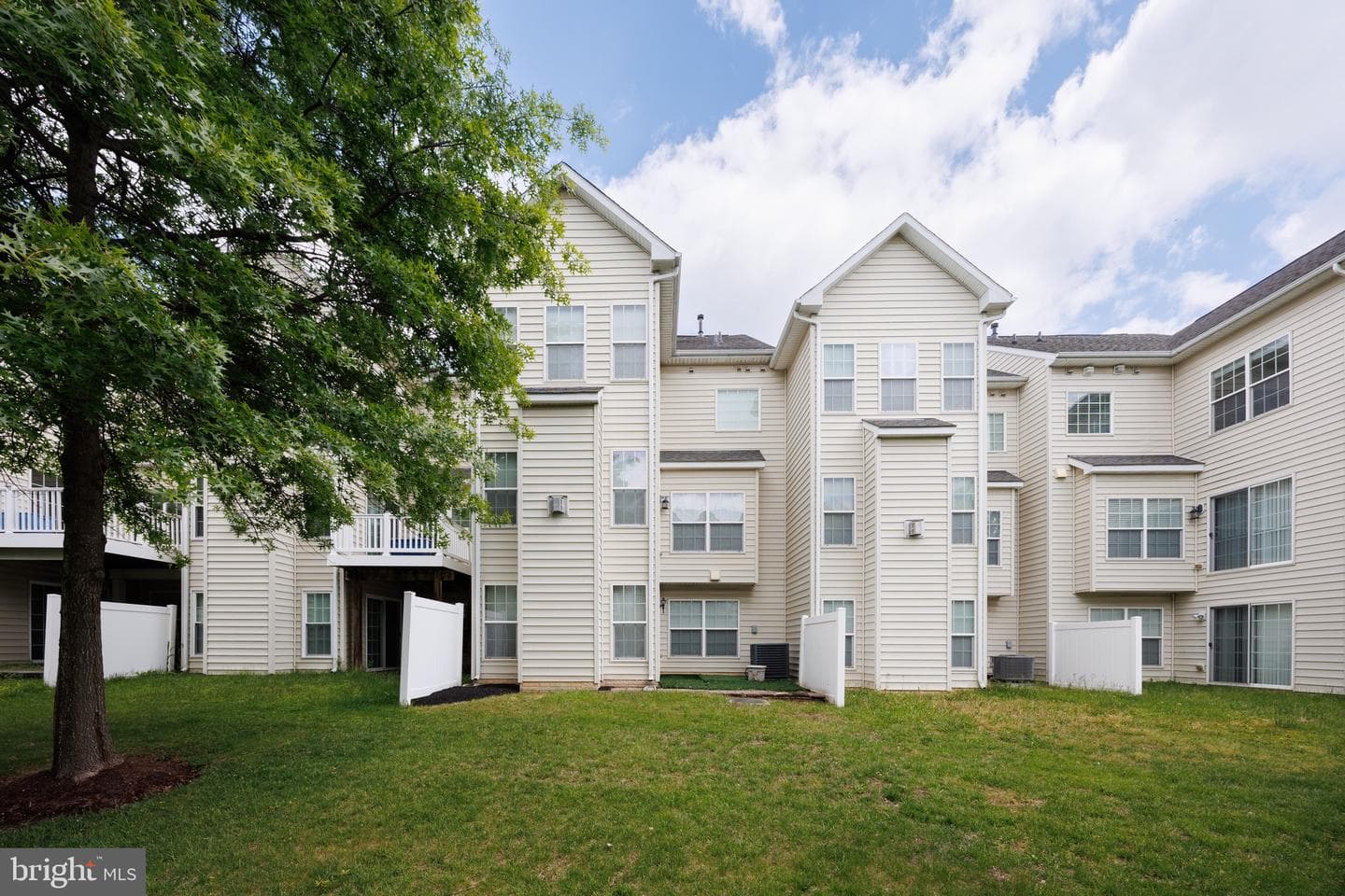 9850 Snow Bird Lane photo 50