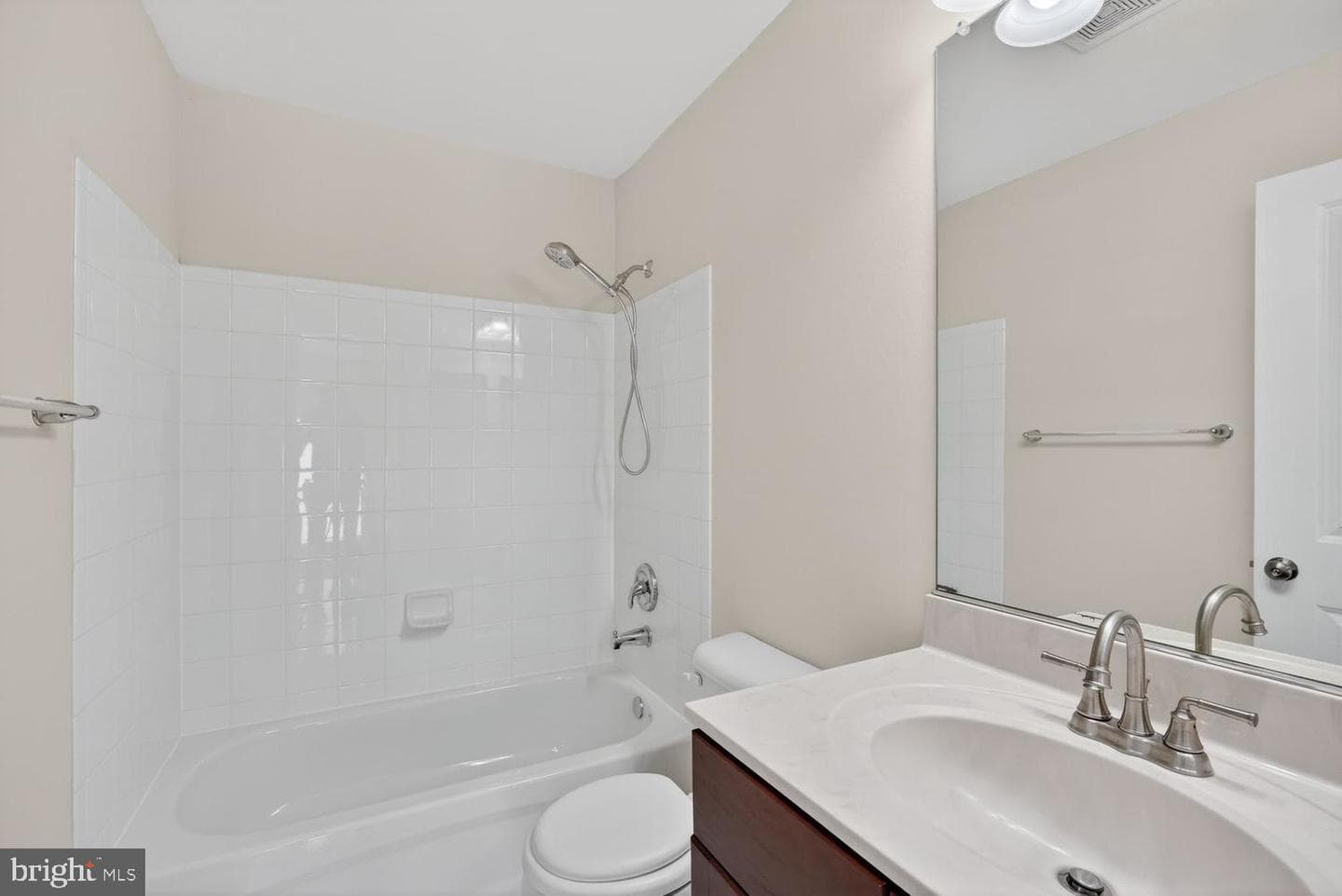 9209 Maggies Way photo 15