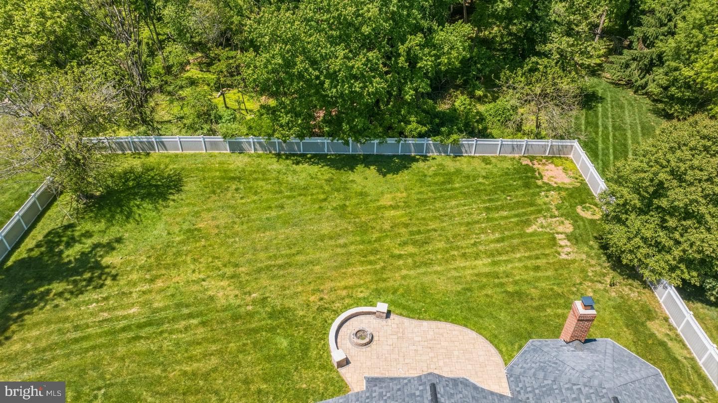 2025 Drovers Lane photo 59
