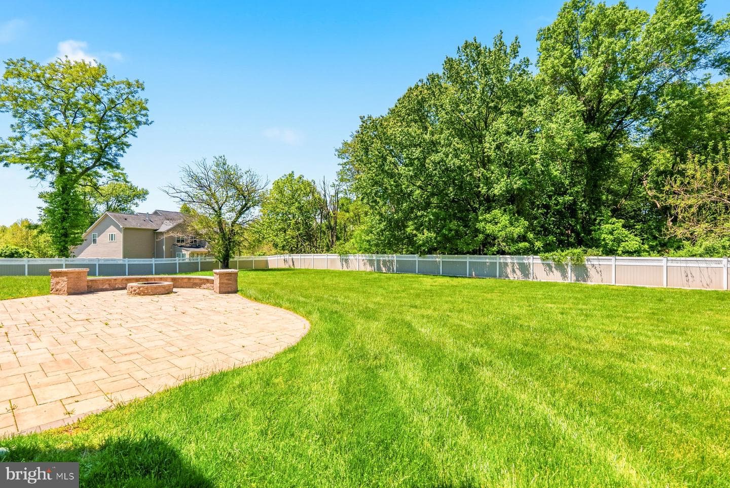 2025 Drovers Lane photo 60