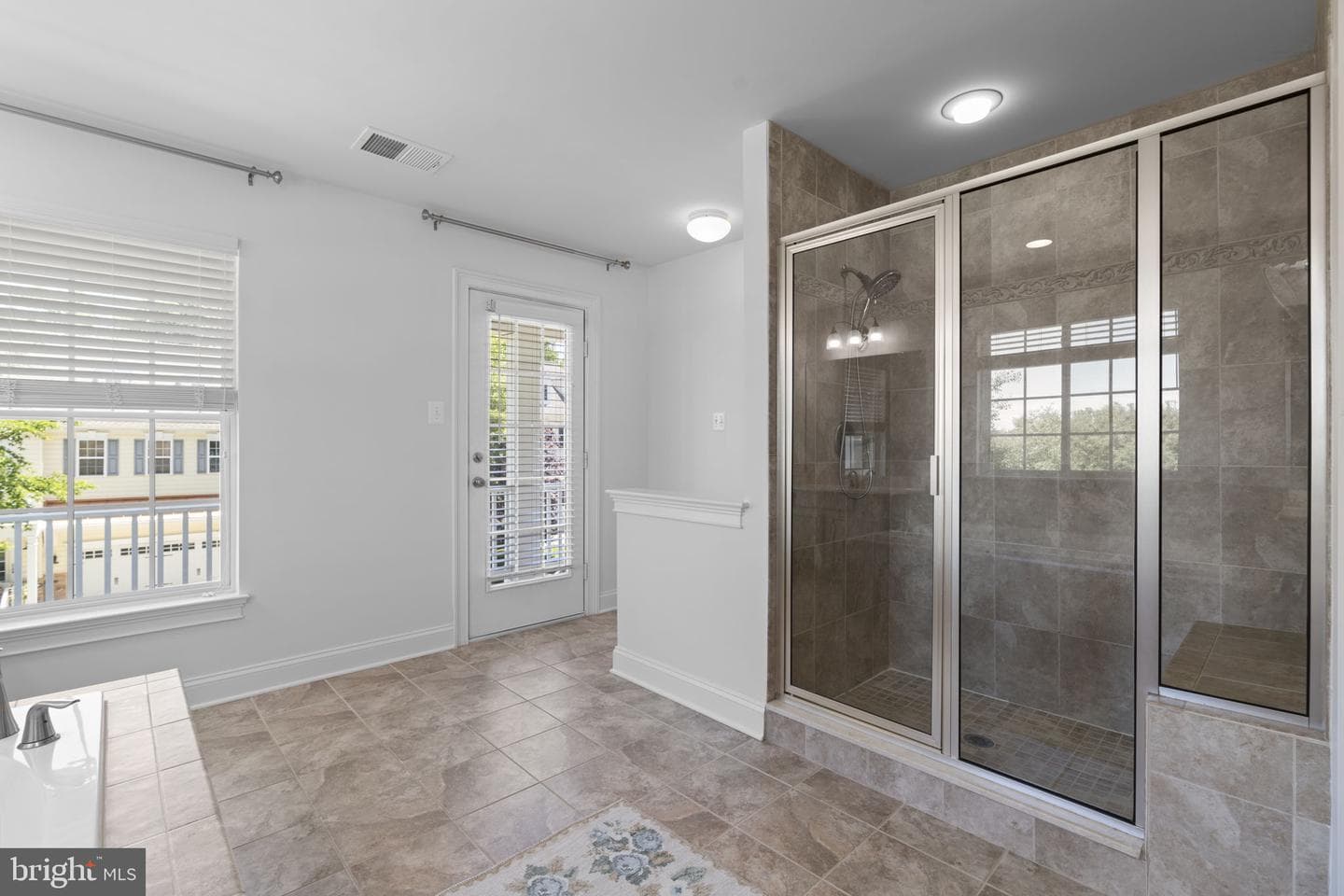 4110 Hogg Court photo 31