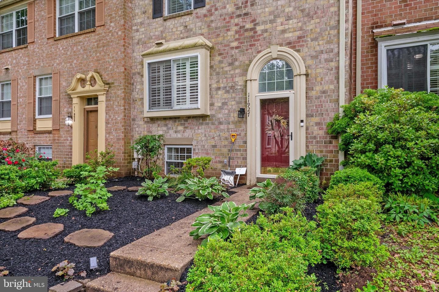 11927 New Country Lane photo 4