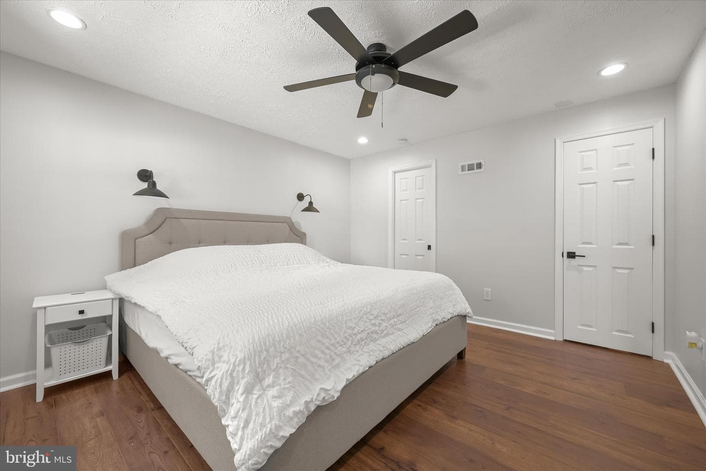 9315 Madison Avenue photo 24