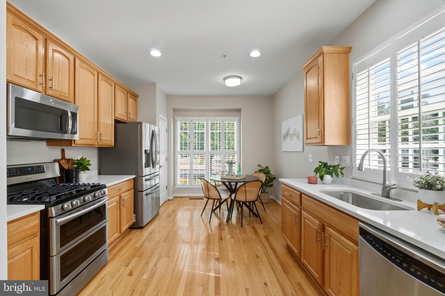 8220 Academy Rd # 22 photo 5