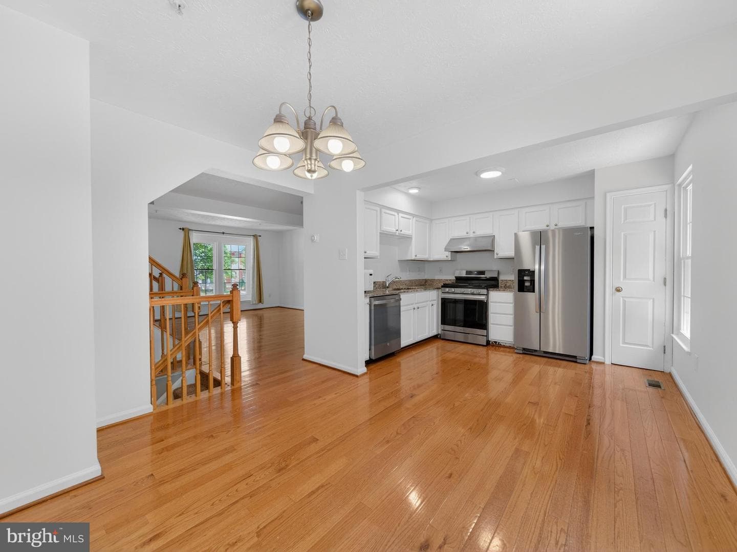 8807 Ashberry Court photo 12