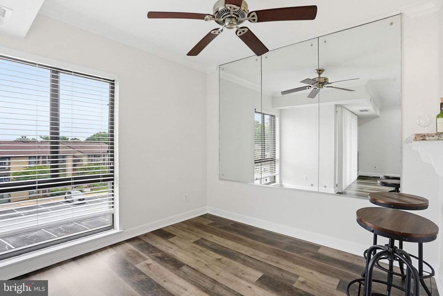6081 Majors Ln photo 17