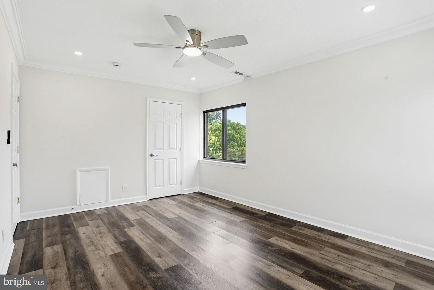 6081 Majors Ln photo 29