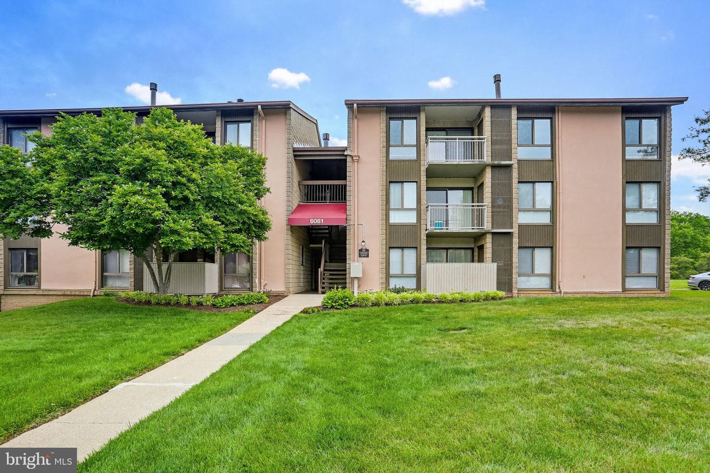 6081 Majors Ln photo 39