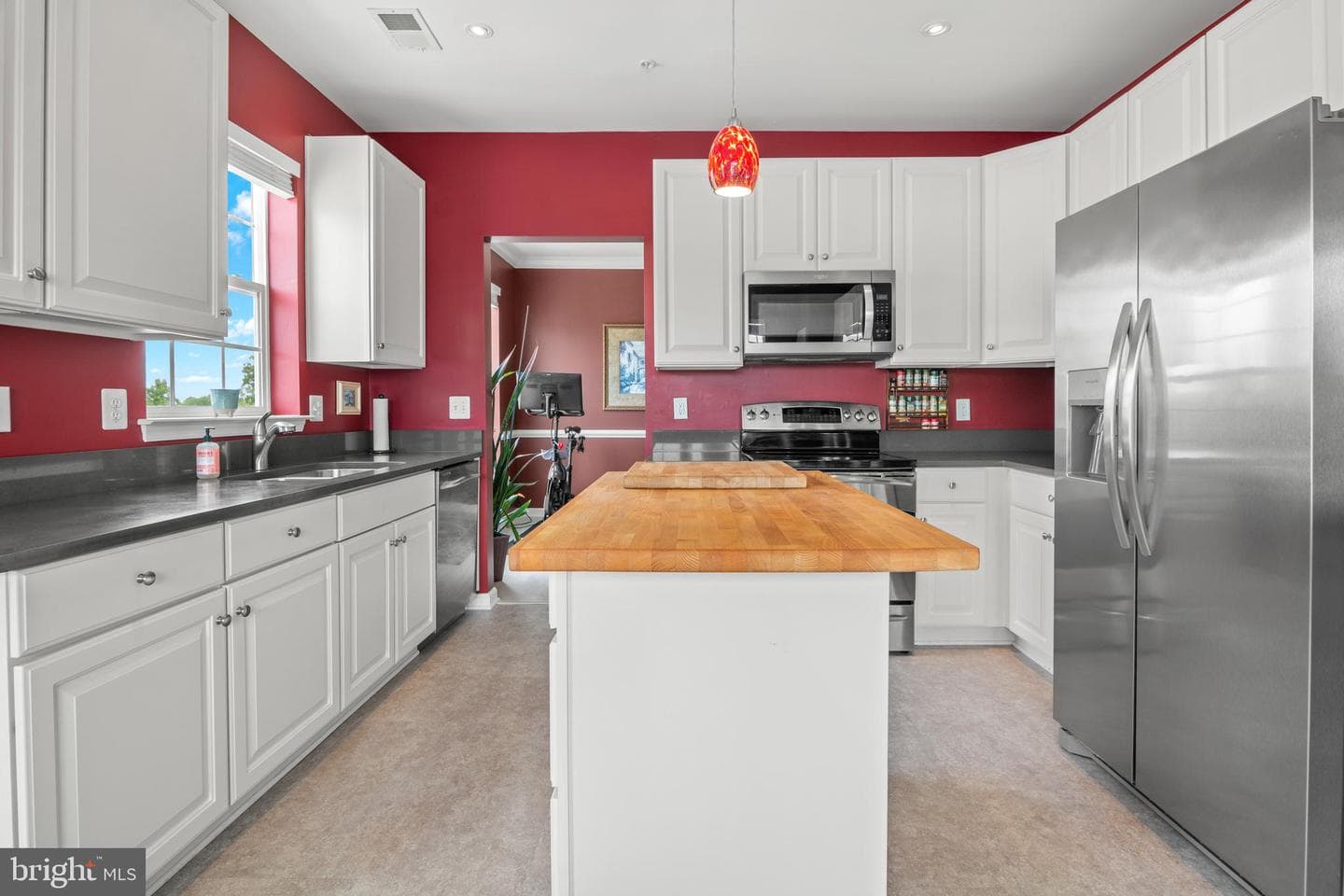 6150 Shadywood Road #403 photo 33