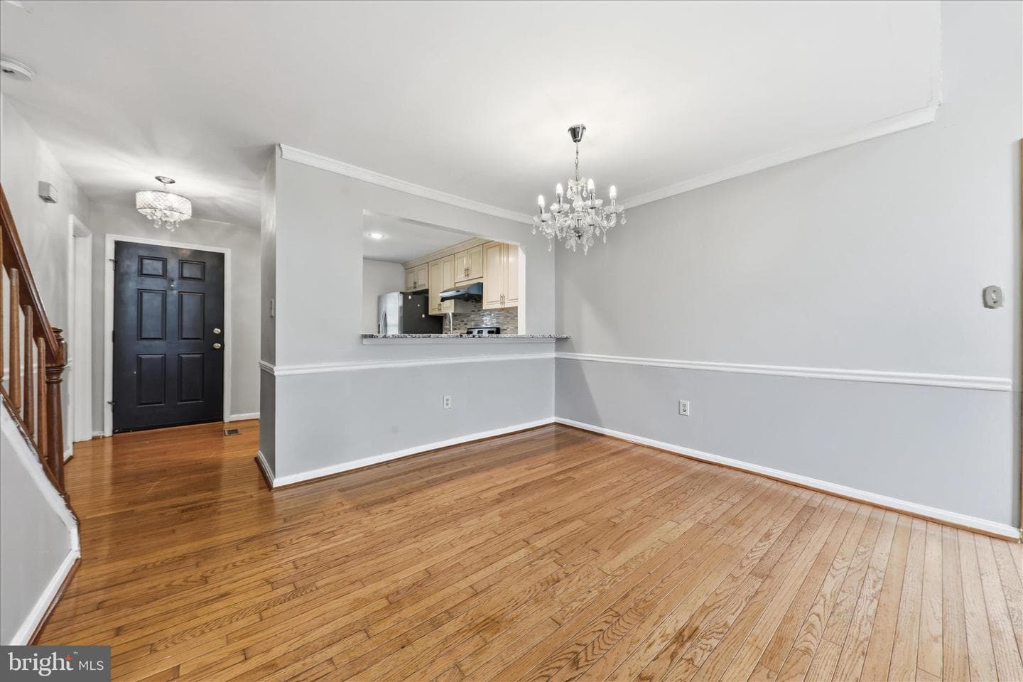 8545 Harvest View Court photo 9