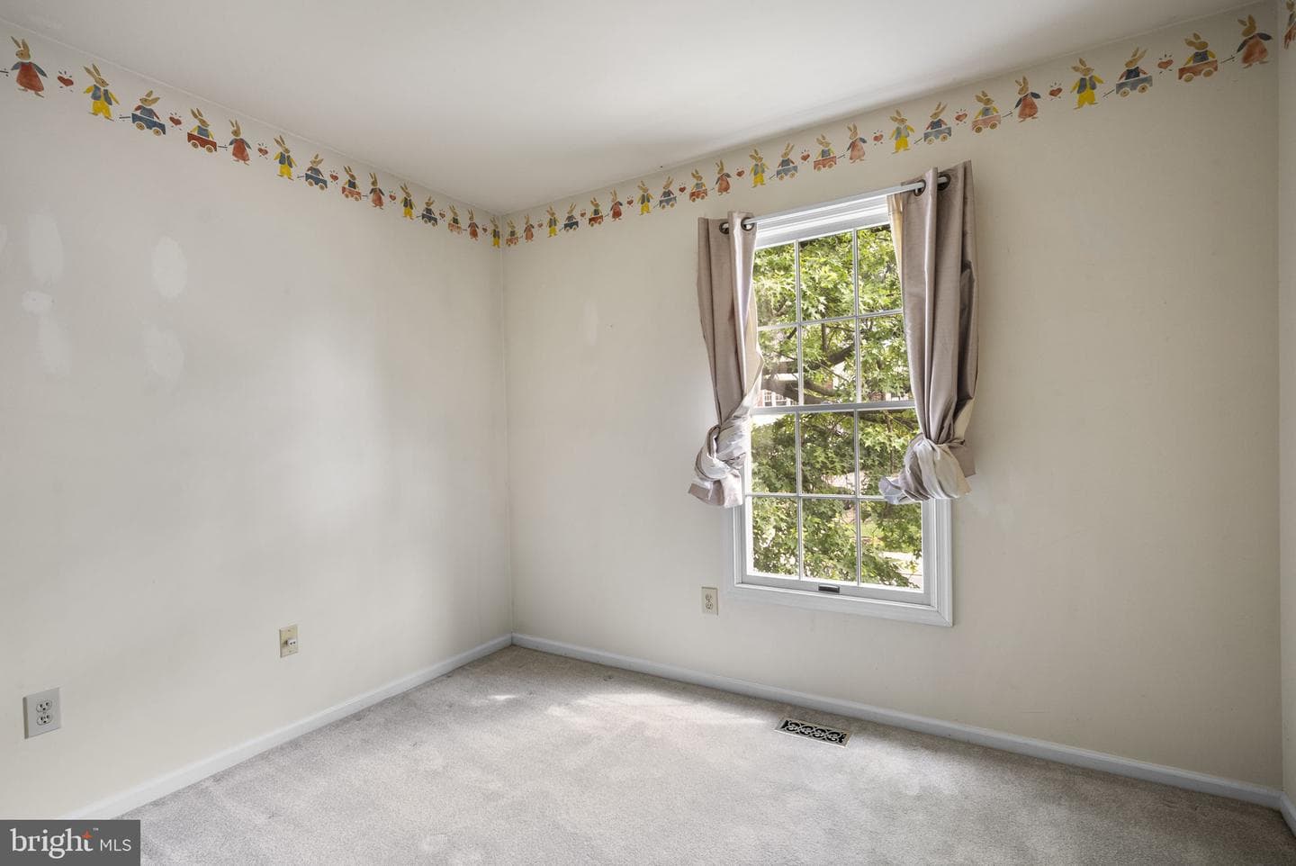 8710 Birkenhead Court photo 24