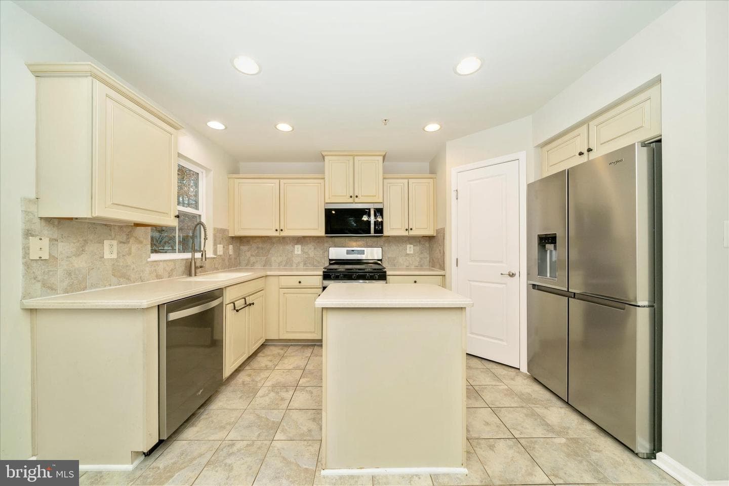7014 Linden Avenue photo 17