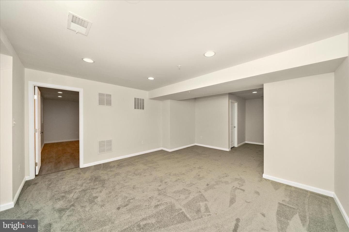 7014 Linden Avenue photo 38