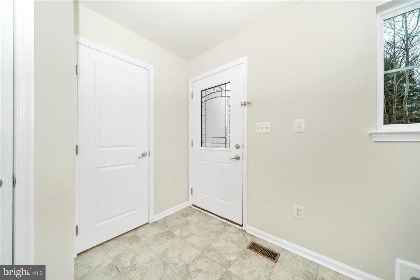 7014 Linden Avenue photo 8