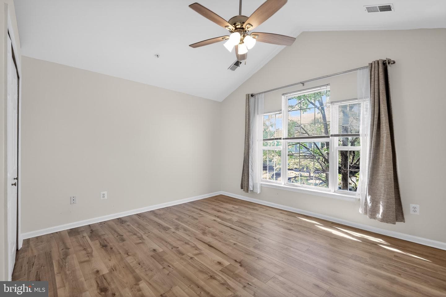 6223 Wild Swan Way #202 photo 23