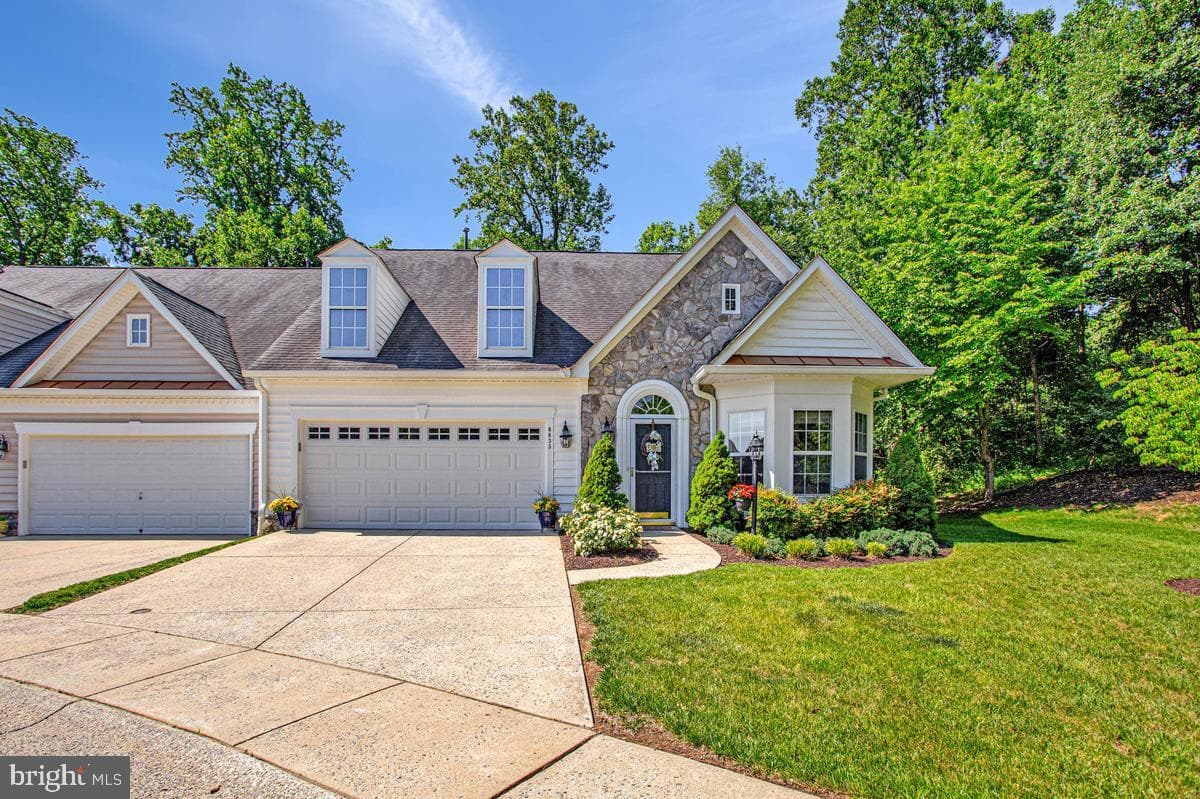 8633 Vast Rose Drive #14 photo 1