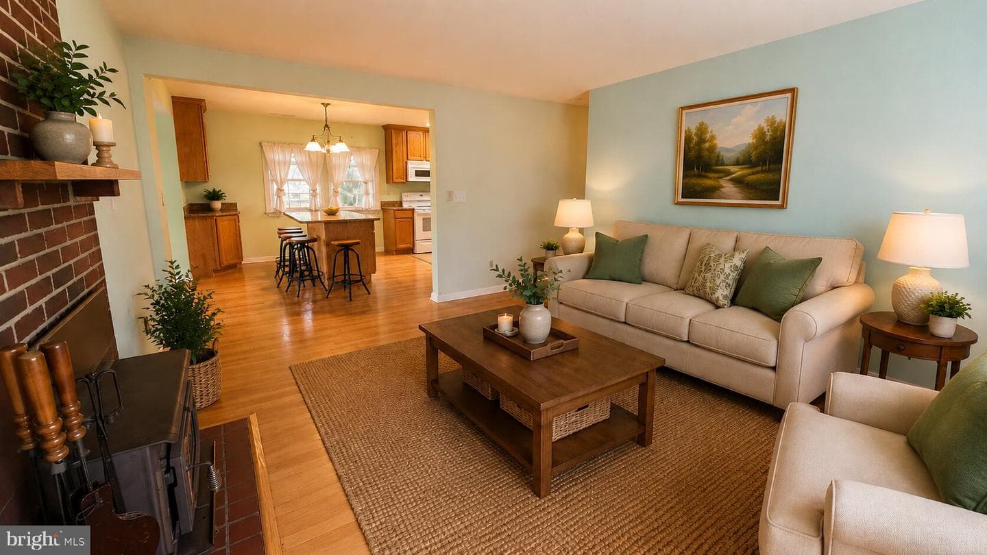10861 Hilltop Ln photo 11