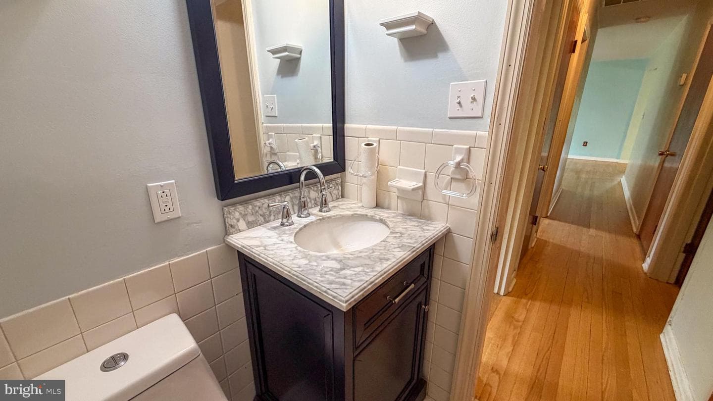 10861 Hilltop Ln photo 14