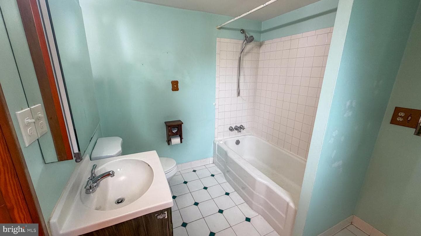 10861 Hilltop Ln photo 21