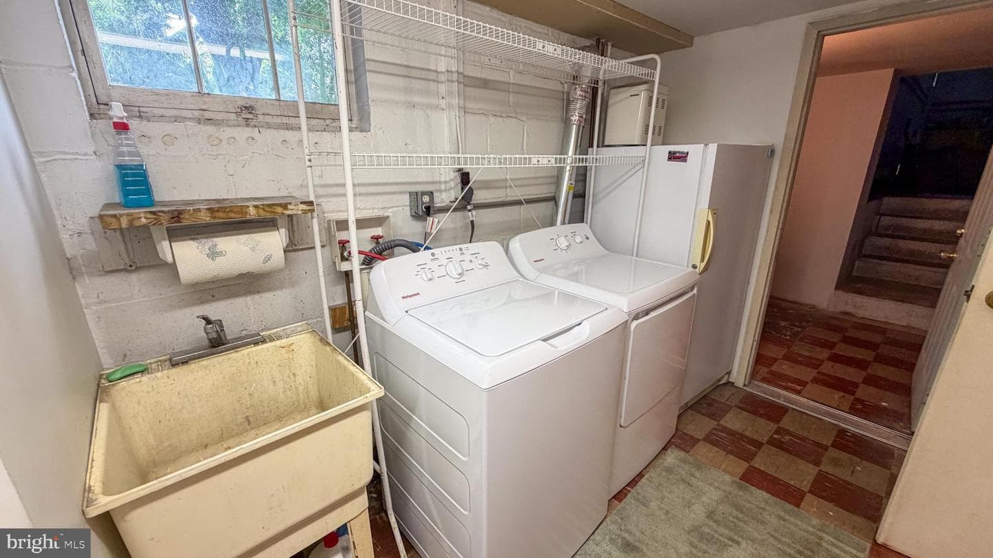 10861 Hilltop Ln photo 22