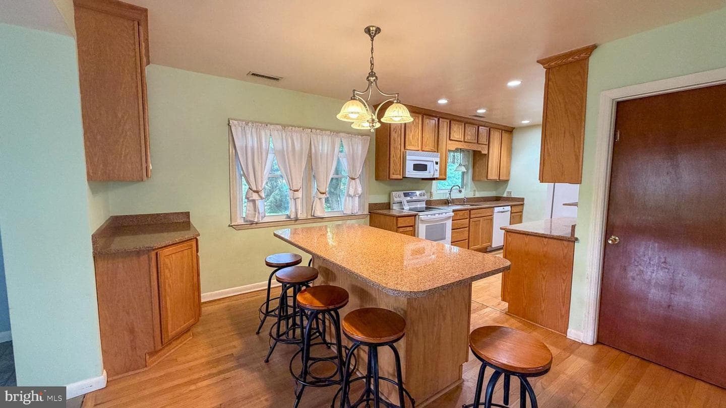10861 Hilltop Ln photo 34