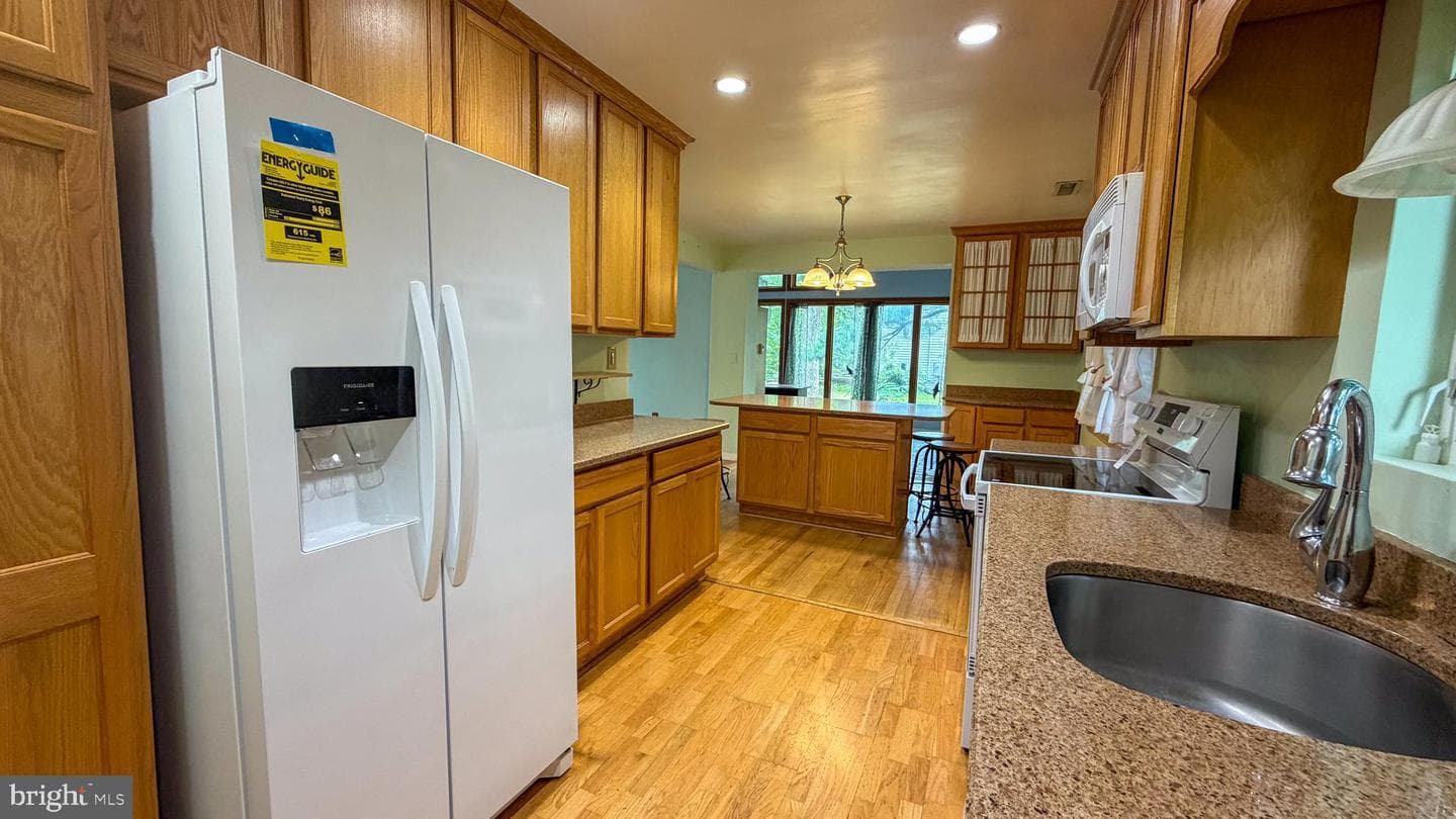 10861 Hilltop Ln photo 36