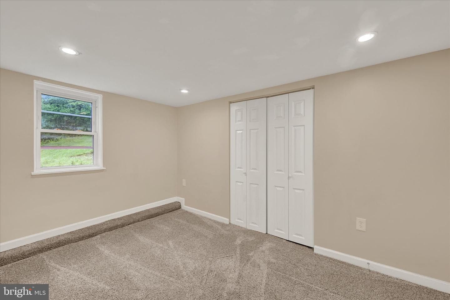 8511 Frederick Road photo 22
